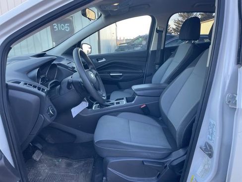 Used 2017 Ford Escape SE image 17