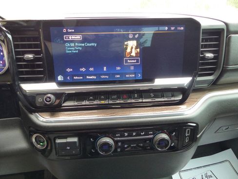 Used 2024 Chevrolet Silverado 1500 RST AWD/4WD image 50