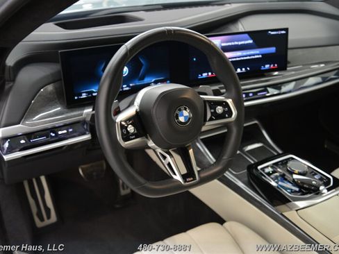 Used 2023 BMW 760i xDrive w/ Executive Package AWD/4WD image 13