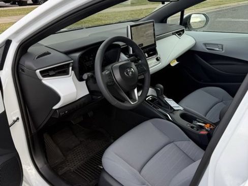 New 2026 Toyota Corolla SE image 13