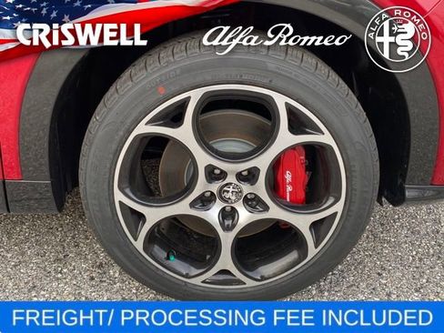 Used 2024 Alfa Romeo Tonale Veloce AWD/4WD image 12