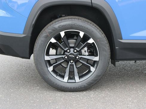 New 2026 Chevrolet Equinox RS w/ LPO, Floor Liner Package FWD image 13