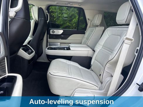 Used 2020 Lincoln Navigator Black Label w/ Cargo Convenience Package AWD/4WD image 38
