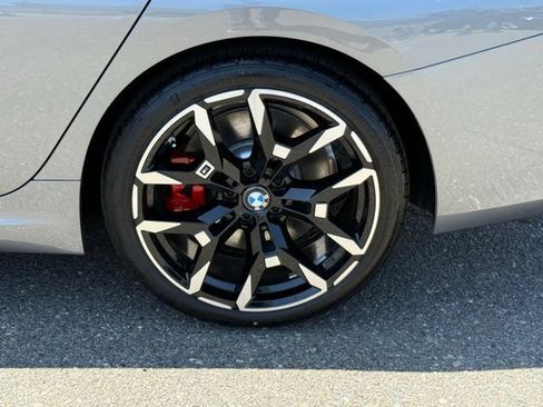 New 2026 BMW 330i Sedan w/ M Sport Package RWD image 41