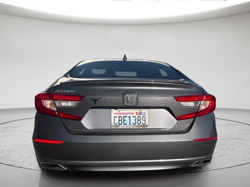 Used 2018 Honda Accord Sport image 4