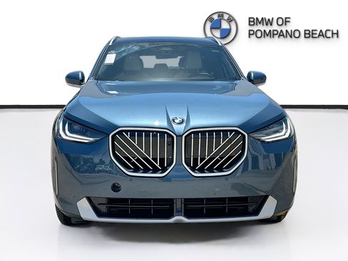 New 2026 BMW X3 xDrive30i w/ Premium Package AWD/4WD image 2