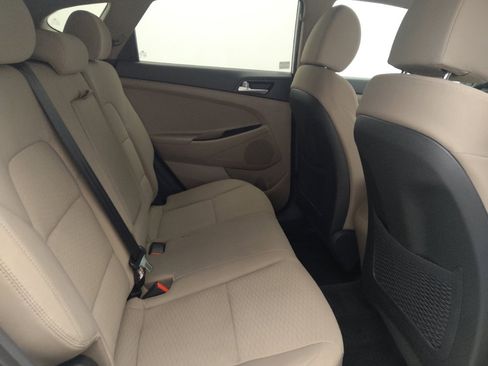 Used 2019 Hyundai Tucson SE FWD image 19