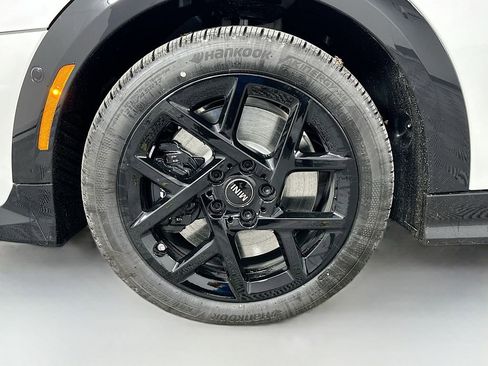 New 2026 MINI Cooper S image 22