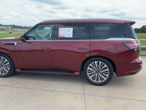 Used 2025 INFINITI QX80 Sensory AWD/4WD image 6