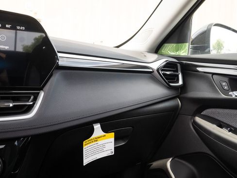 New 2026 Chevrolet TrailBlazer LT w/ Convenience Package image 32