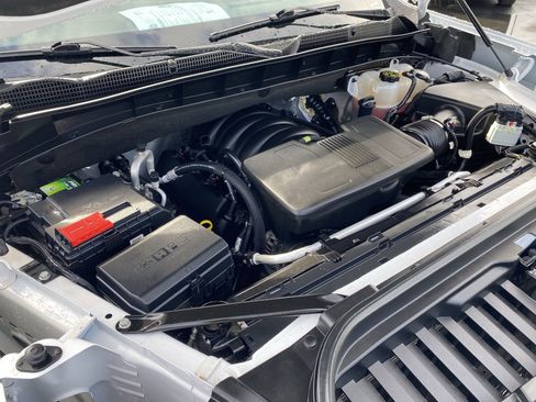 Used 2024 GMC Sierra 1500 SLT image 32