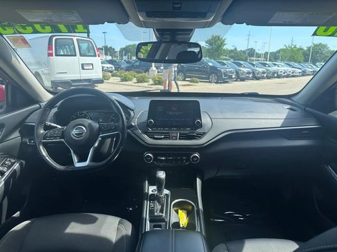 Used 2020 Nissan Altima 2.5 SV AWD/4WD image 13
