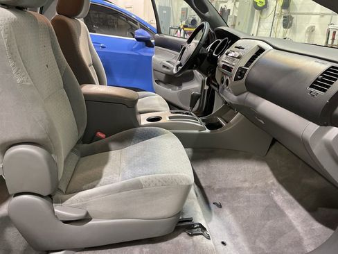 Used 2008 Toyota Tacoma Base image 19