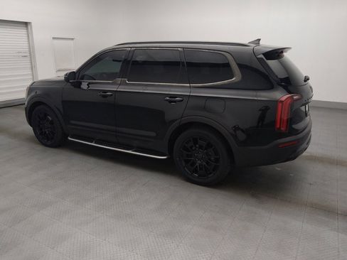 Used 2021 Kia Telluride EX w/ EX Premium Package AWD/4WD image 3
