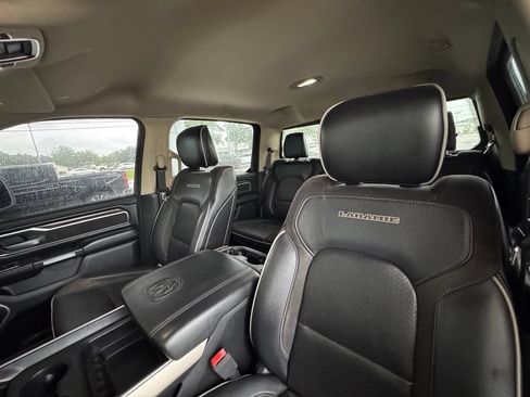 Used 2019 RAM 1500 Laramie AWD/4WD image 14