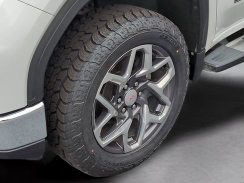 Used 2024 GMC Sierra 1500 SLT w/ SLT Premium Plus Package image 12