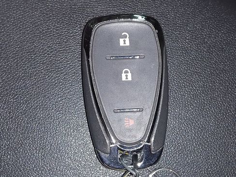 Used 2023 Chevrolet Equinox LT w/ LPO, Floor Liner Package image 32