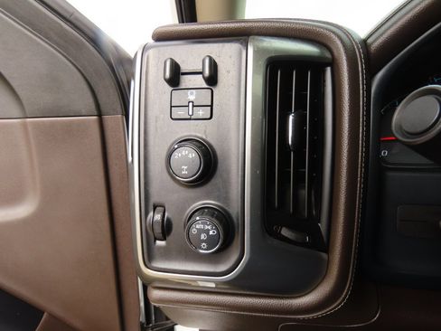 Used 2019 Chevrolet Silverado 3500 LTZ w/ Duramax Plus Package image 26