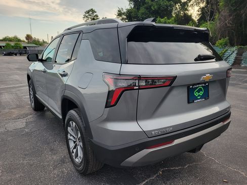 Certified 2025 Chevrolet Equinox LT w/ Convenience Package II FWD image 9