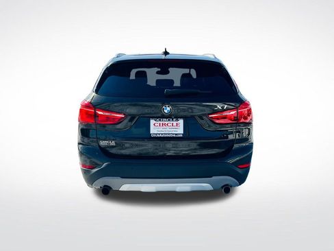 Used 2017 BMW X1 xDrive28i image 5