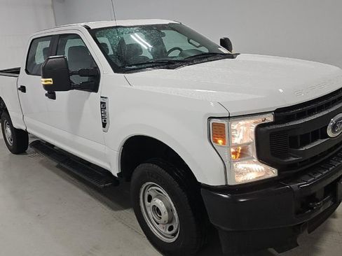 Used 2020 Ford F250 XL w/ Power Equipment Group AWD/4WD image 2