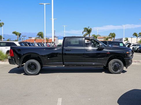 New 2026 RAM 3500 Laramie AWD/4WD image 3