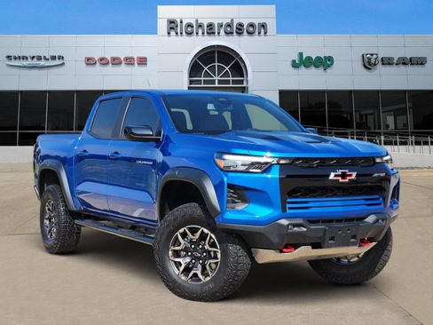 Used 2024 Chevrolet Colorado ZR2 w/ Safety Package AWD/4WD image 1