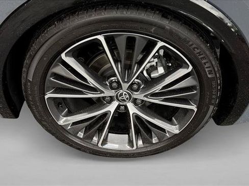 Certified 2025 Toyota Prius Limited AWD/4WD image 9
