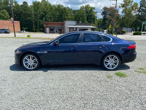 Used 2018 Jaguar XF Prestige image 6