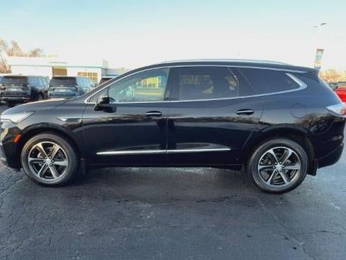 Used 2022 Buick Enclave Essence w/ Experience Buick Package image 5