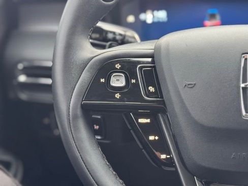 Used 2024 Lincoln Corsair AWD w/ Equipment Group 101A image 10