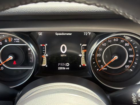 Used 2019 Jeep Wrangler Unlimited Sport S AWD/4WD image 17