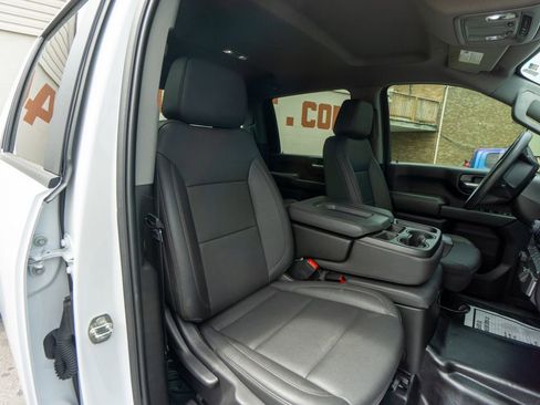 Used 2024 Chevrolet Silverado 3500 W/T image 24