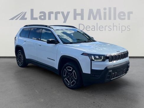 New 2026 Jeep Cherokee Laredo AWD/4WD image 7