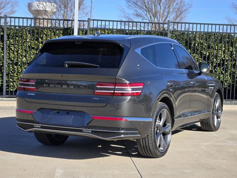 Used 2025 Genesis GV80 3.5T Prestige image 3