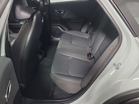 Used 2025 Kia K4 FWD image 17