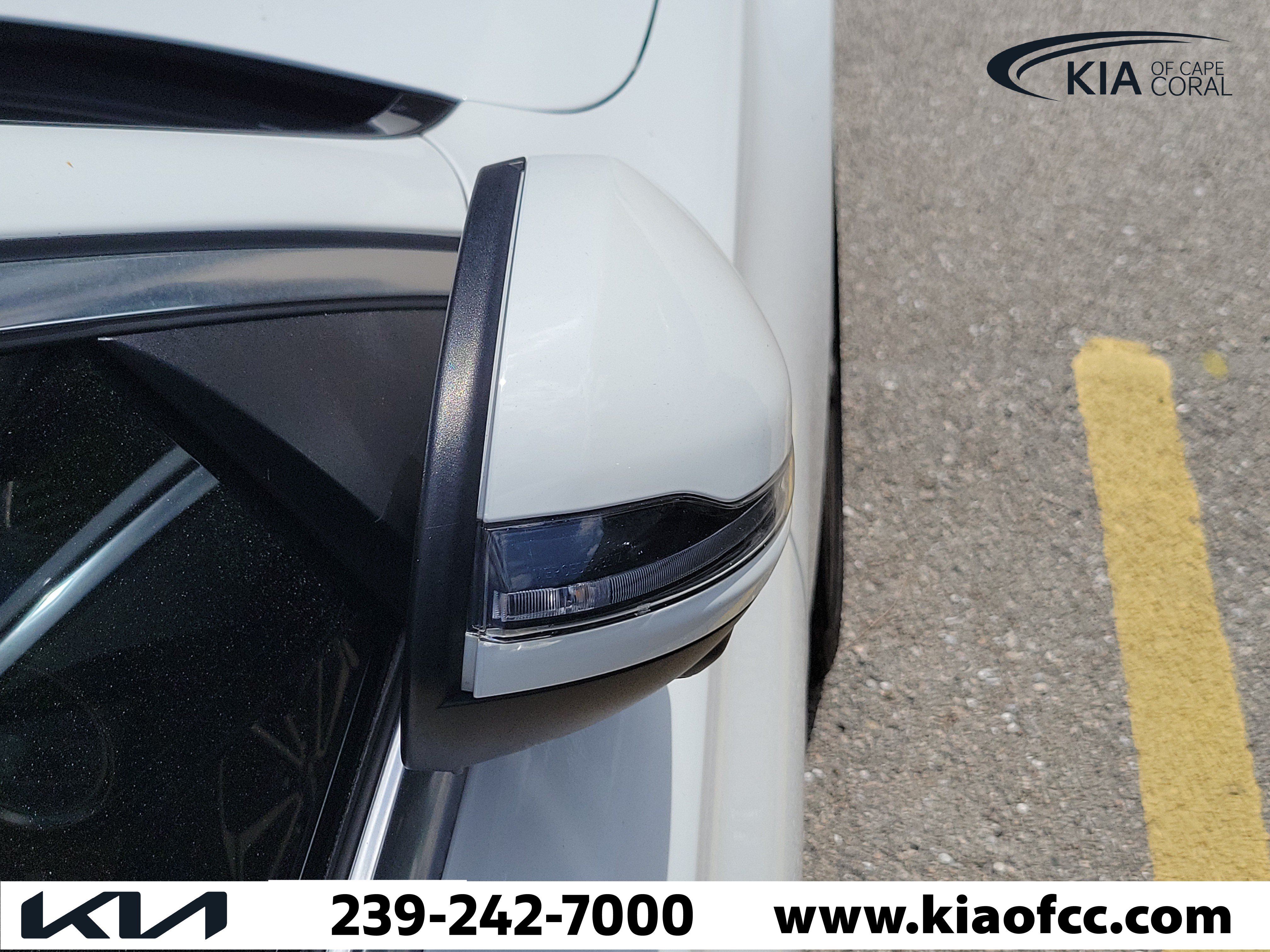 Used 2021 Mercedes-Benz C 300 Sedan image 5
