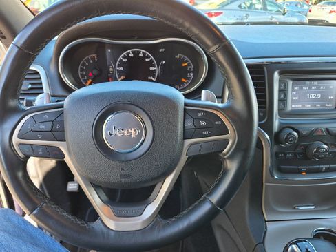 Used 2014 Jeep Grand Cherokee Laredo w/ Quick Order Package 23E image 17