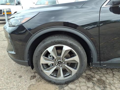 Used 2024 Ford Escape Platinum AWD/4WD image 23