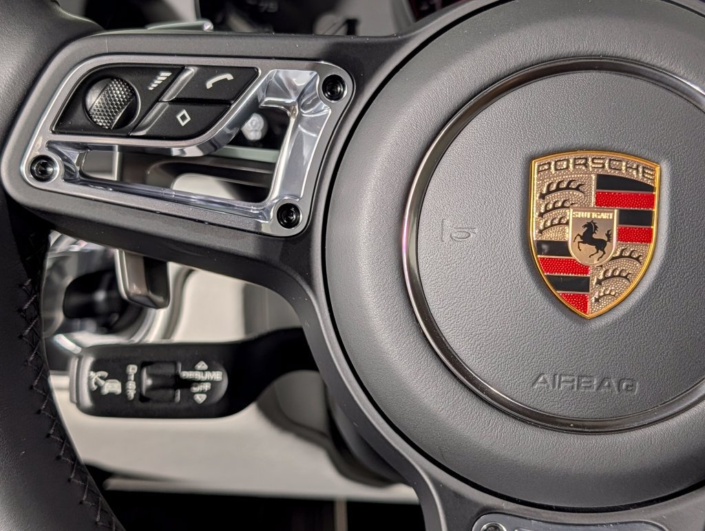 Certified 2025 Porsche 718 Cayman GTS RWD image 31