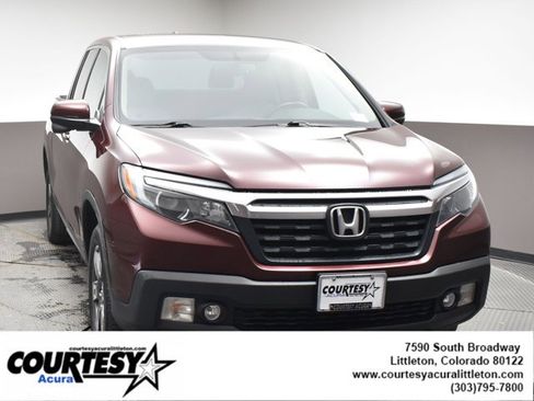 Used 2018 Honda Ridgeline RTL-T image 3