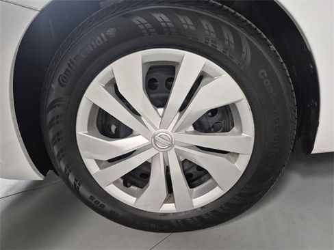 Used 2023 Nissan Versa S w/ Electronics Package image 11