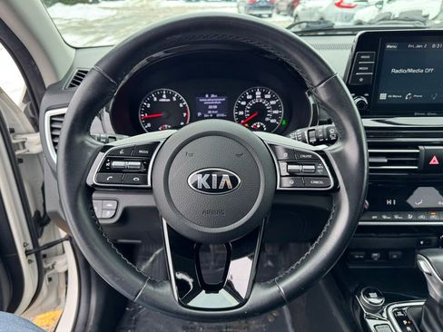 Used 2021 Kia Seltos EX image 22