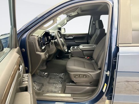 Used 2023 Chevrolet Silverado 1500 LT AWD/4WD image 10