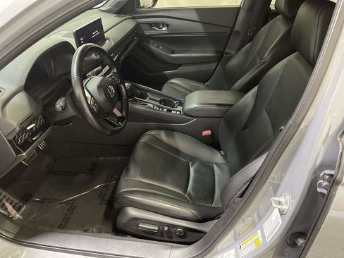 Used 2023 Honda Accord Sport image 11