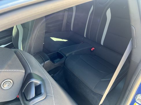 Used 2019 Chevrolet Camaro SS RWD image 13