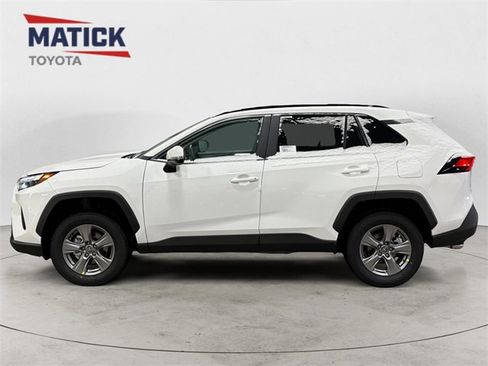 New 2025 Toyota RAV4 XLE image 4