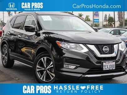Used 2020 Nissan Rogue SV w/ Sun & Sound Touring Package