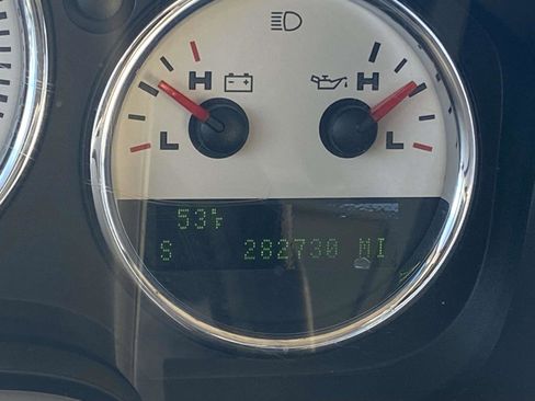 Used 2004 Ford F150 Lariat image 26