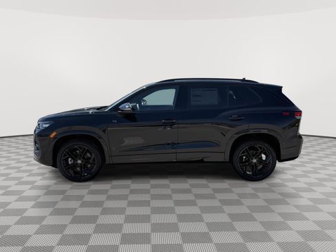 New 2026 Volkswagen Tiguan SE R-Line AWD/4WD image 6